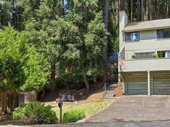 2635 E Wilshire Dr, Eugene, OR 97405