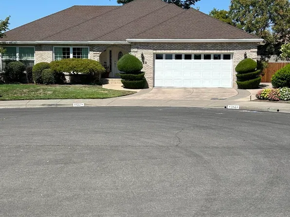1823 Silvercrest Ct, Medford, OR 97504