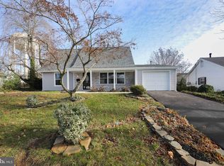 58 Ember Ln, Willingboro, NJ 08046