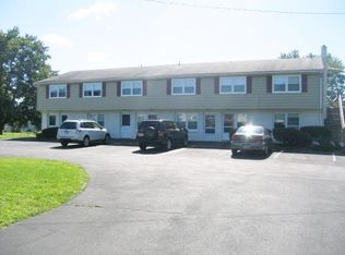 40 James Dr APT 6, Denver, PA 17517