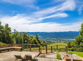 16121 Deer Meadows Road, Boonville, CA 95415