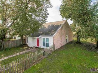 9033 Pecan Tree Dr, Baton Rouge, LA 70810
