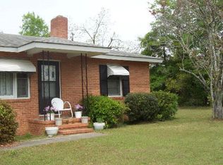 525 E 7th St, Waynesboro, GA 30830