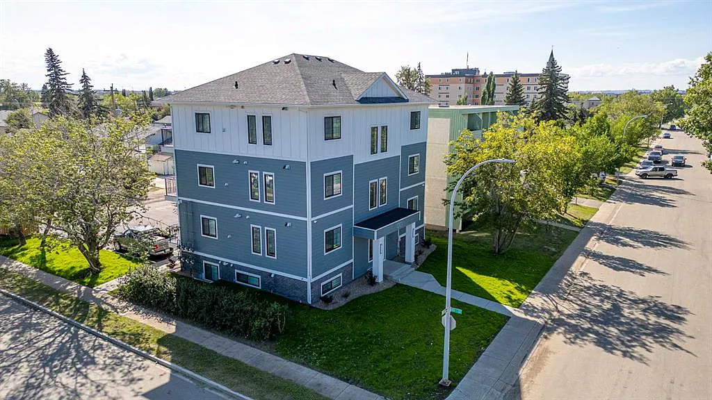 2 bed, 1.0 bath, 600 sqft, $1,700 — Photo 4