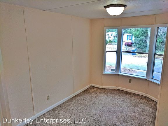 4th image of 5452 Dover Ave