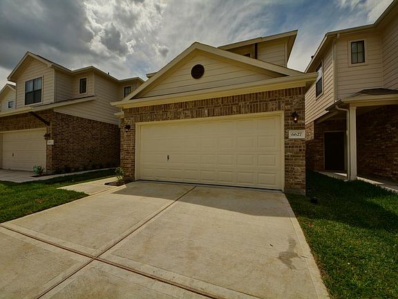 3rd image of 6627 Sharpstone Creek Ln