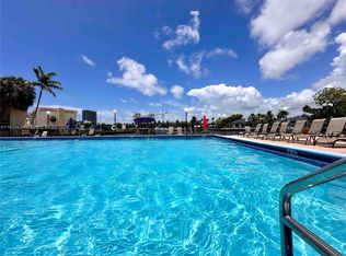 601 Three Islands Blvd APT 210, Hallandale, FL 33009