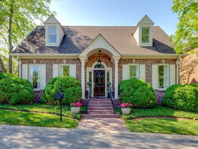 102 Abbottsford, Nashville, TN, 37215