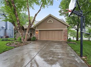 15725 Outlook St, Overland Park, KS 66223