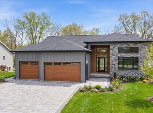 1725 Timberline Dr, Evansdale, IA 50707