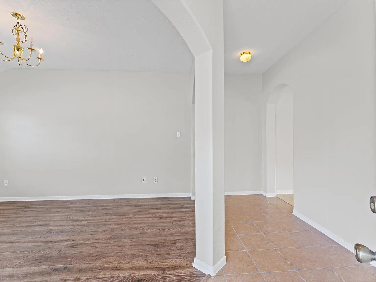 3 bed, 2.0 bath, 1757 sqft, $1,950 — Photo 3
