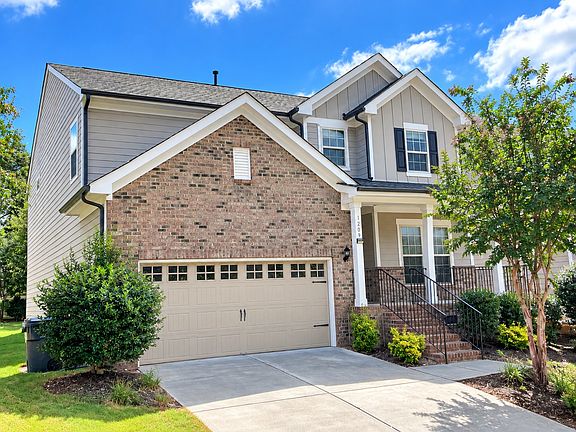 2nd image of 1209 Magnolia Row Trl