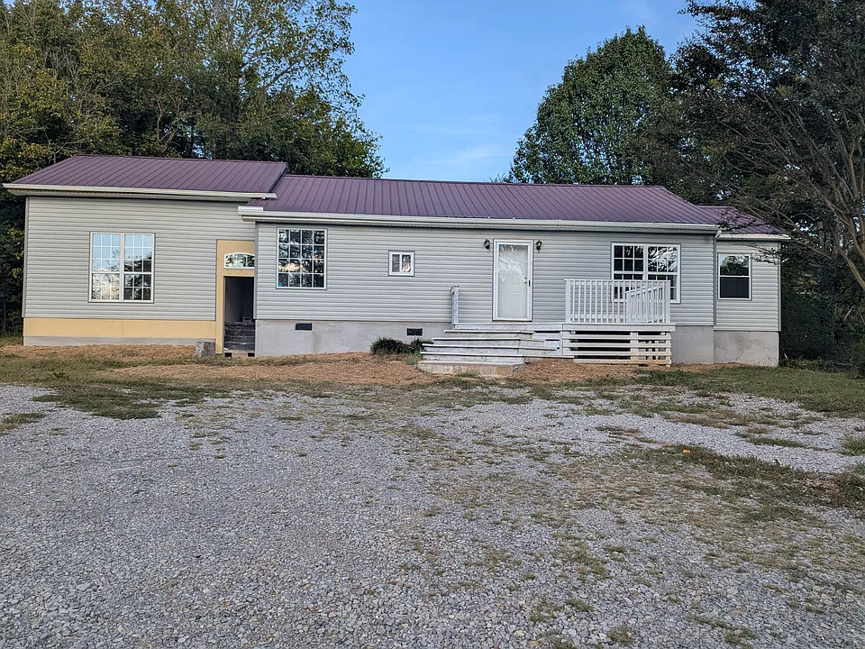576 Highway 70 W