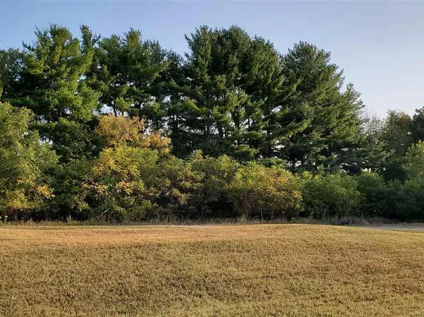 Unit 4 Inverness Terrace Court #4, Baraboo, WI 53913