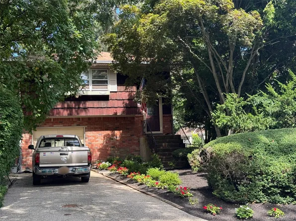 115 Green Avenue, Patchogue, NY 11772