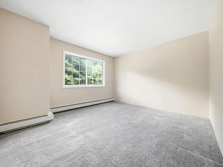 379 Huse Rd #27 — Photo 17