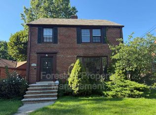 3965 Monticello Blvd, Cleveland Heights, OH 44121