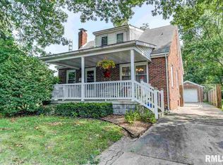 2014 N 9th St, Springfield, IL 62702