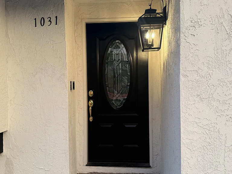 1031 Deerhaven Dr — Photo 32