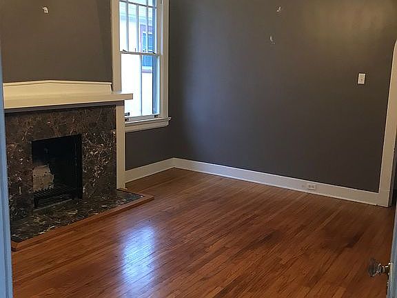 Living room top unit