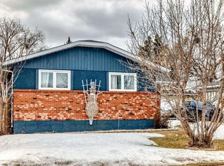 8811 38a Ave NW, Edmonton, AB T6K0E7