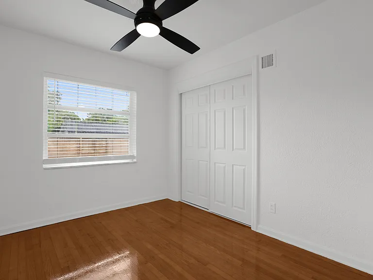 1604 Margate Ave — Photo 23