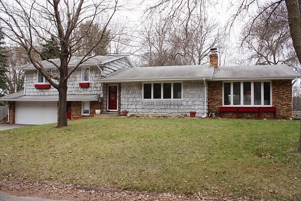 Great Minnetonka Home