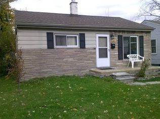545 E Brockton Ave, Madison Heights, MI 48071