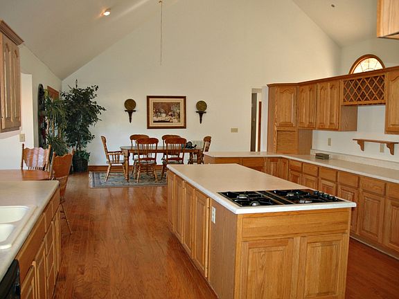 5th image of 1404 Windemere Ln