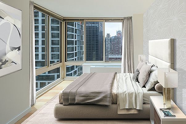 1st image of 260 W 54th St APT 37H