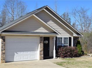 2802 Edgemont St, Opelika, AL 36801