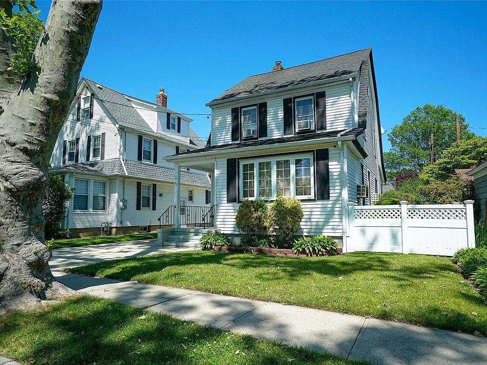 52 Violet Avenue, Mineola, NY 11501 Zillow