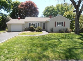 5 Tanager Rd, Brewster, NY 10509