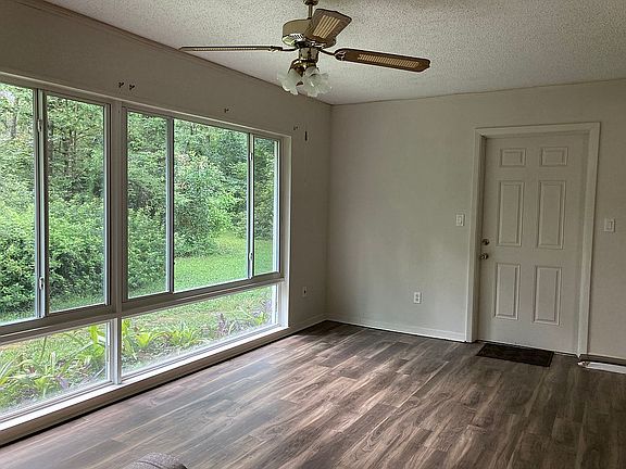 5th image of 7007 NW 67th Ave