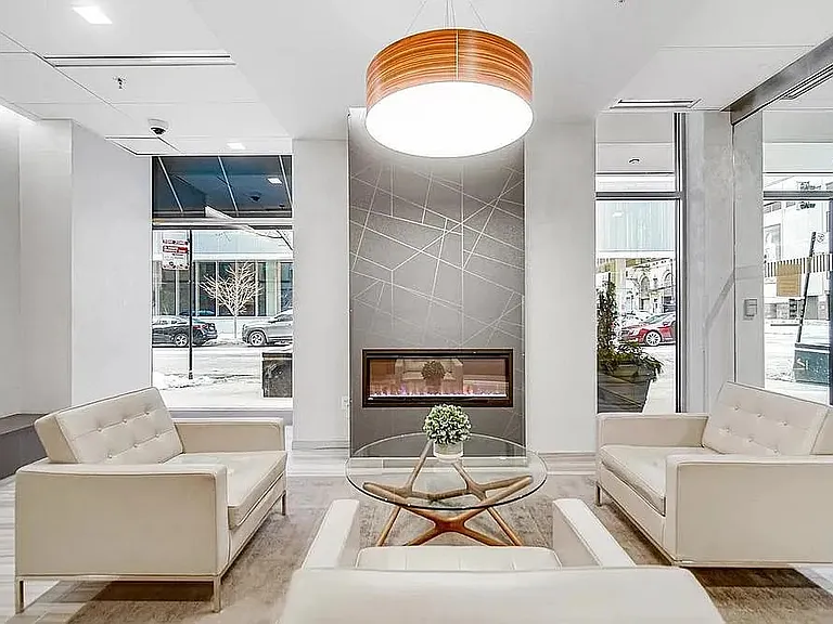 41 E 8th St #2807 — Photo 21