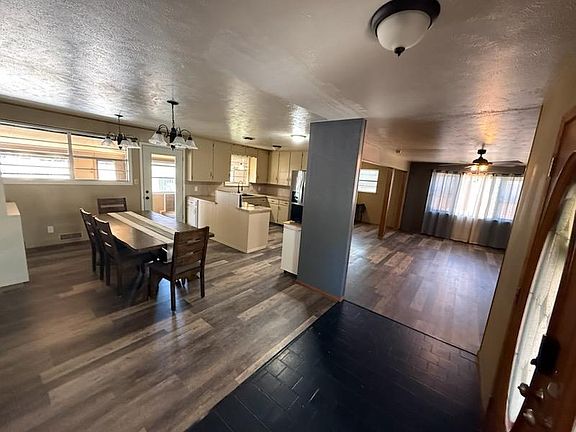 5th image of 1510 Clay Ct