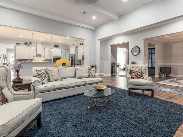 305 Allenby Dr, Arlington, TN 38002