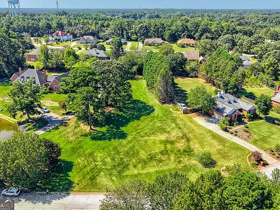 2nd image of 7955 High Point Dr