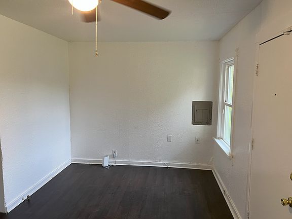 3rd image of 3008 Fisher Dr