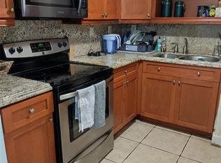 8830 Fontainebleau Blvd APT 104, Miami, FL 33172