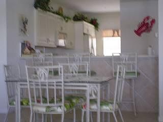 2nd image of 5605 College Rd