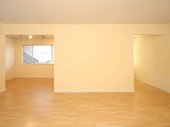 2nd image of 562 Kendall Ave APT 9