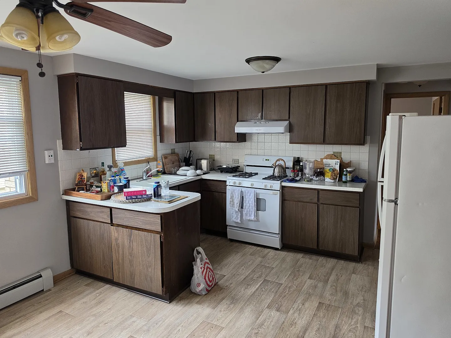 2 bed, 800 sqft, $1,700 — Photo 3