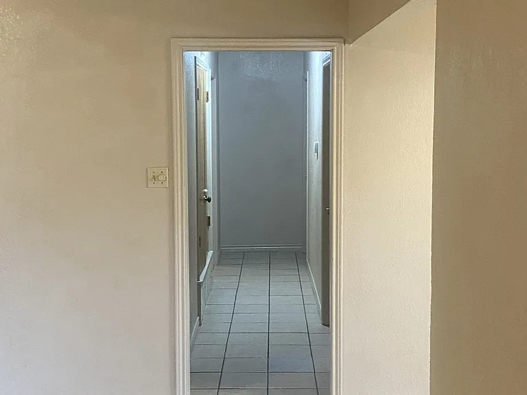 1204 Lindsey Ln #B — Photo 7
