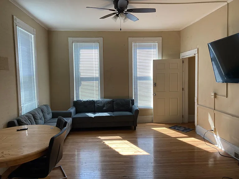 116 Murray St #1 — Photo 7