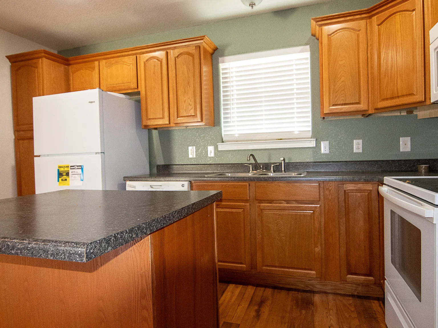 655 Mitchell Street - Lee - 1 — Photo 3