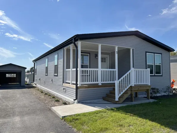 5 Sandpiper Ln #5SAND, Beecher, IL 60401