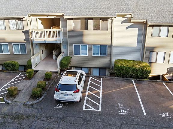 4th image of 1725 W Sunn Fjord Lane #J304