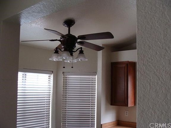 5th image of 11535 Oak Knoll Ct