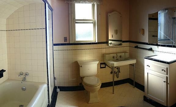 5th image of 601 Easton Ave